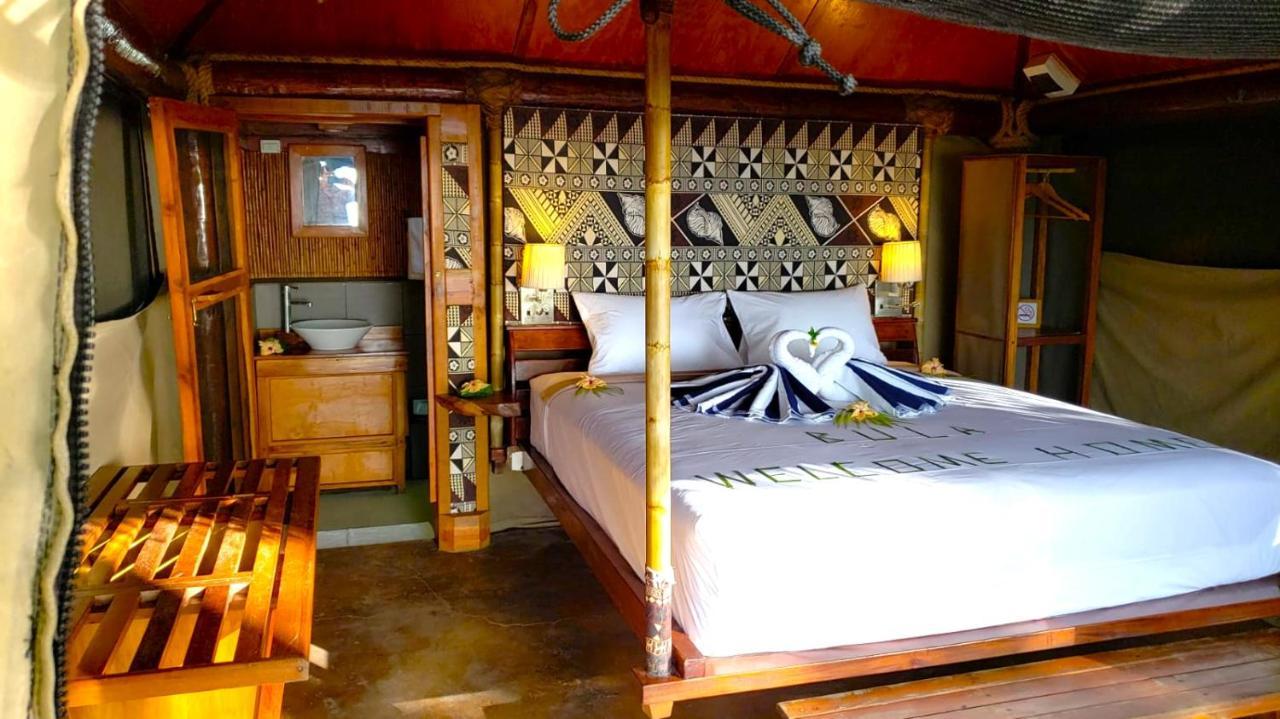 Barefoot Manta Island Resort Drawaqa Island Экстерьер фото