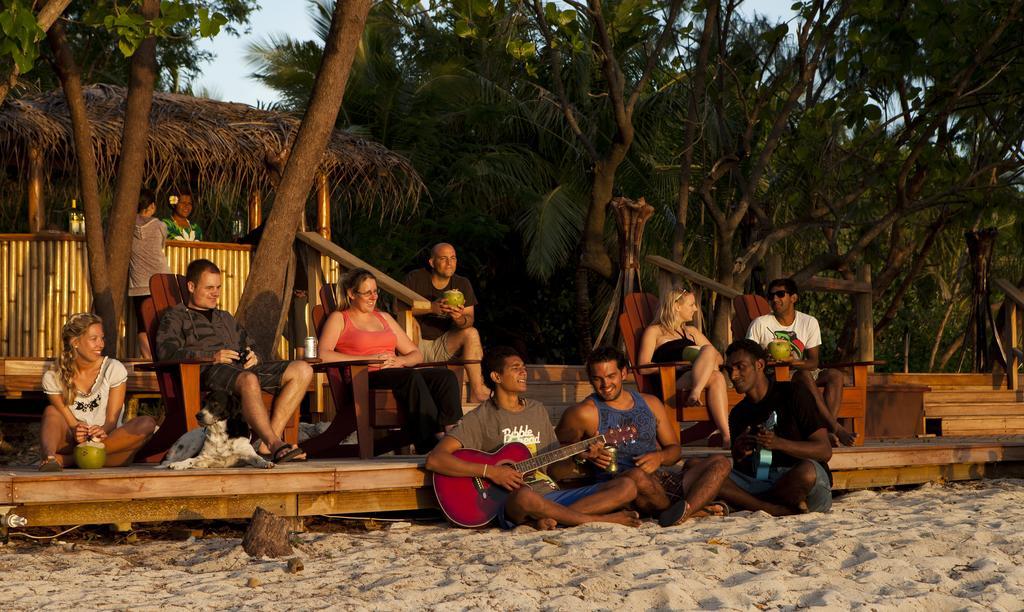 Barefoot Manta Island Resort Drawaqa Island Экстерьер фото